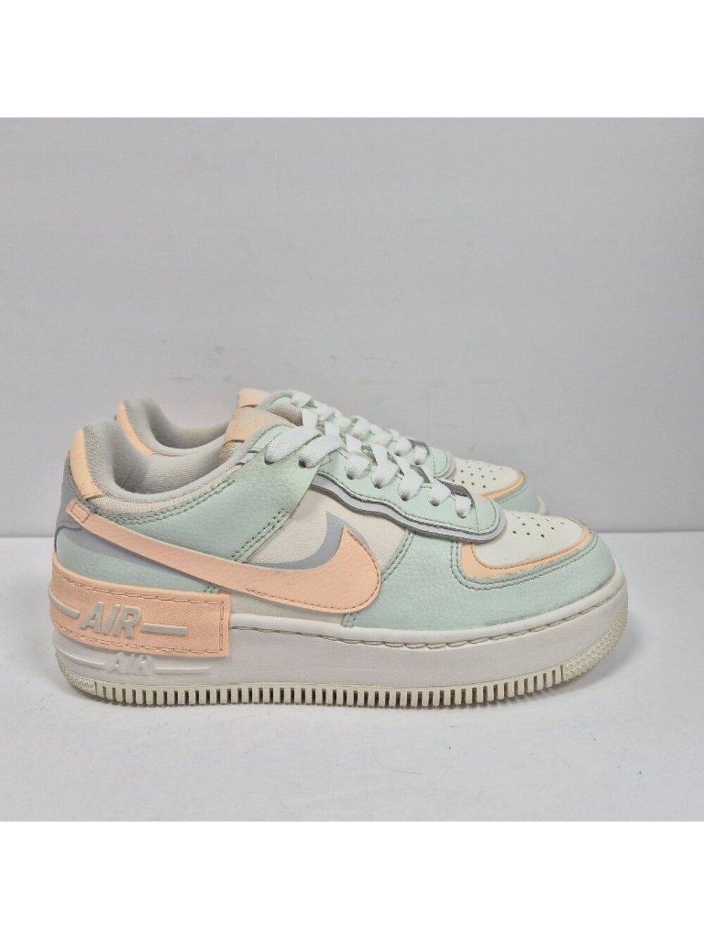 Nike Air Force 1 Shadow Women's Barely Green Crimson Tint Sneakers US Size 7 - Picture 1 of 8